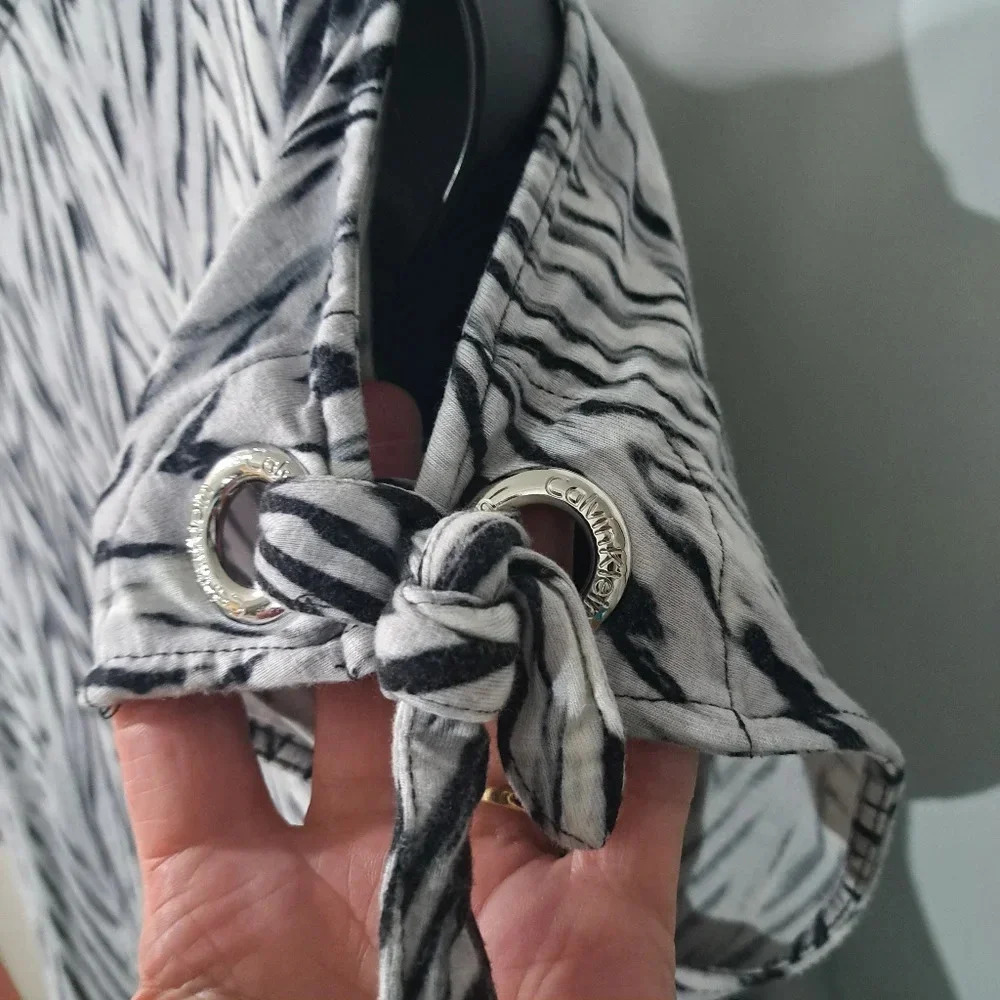 Calvin Klein Cold Shoulder Shirt - Picture 5 of 7